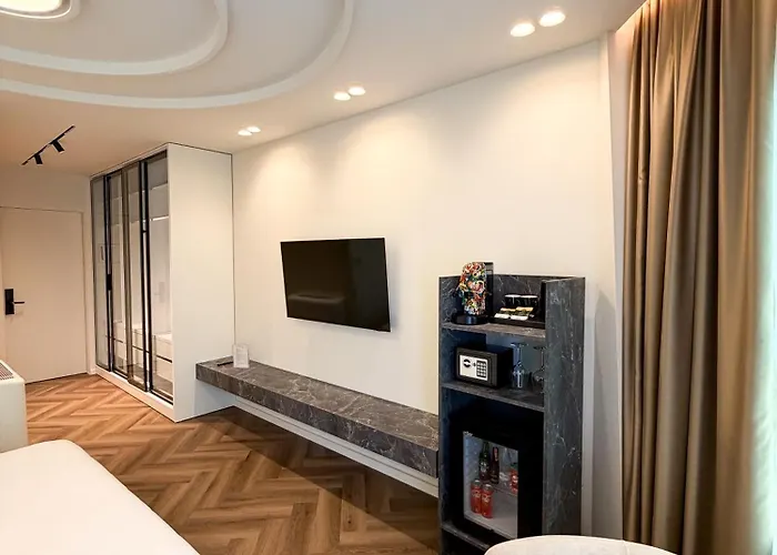 Aparthotel Vater Selected Tirana